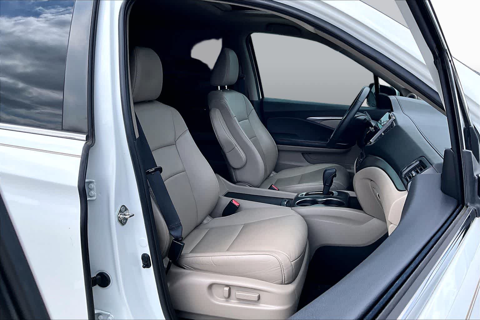 2020 Honda Pilot EX-L - 8