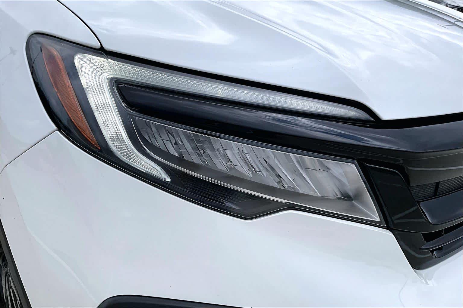 2021 Honda Pilot Black Edition Platinum White Pearl at Beck & Masten Kia