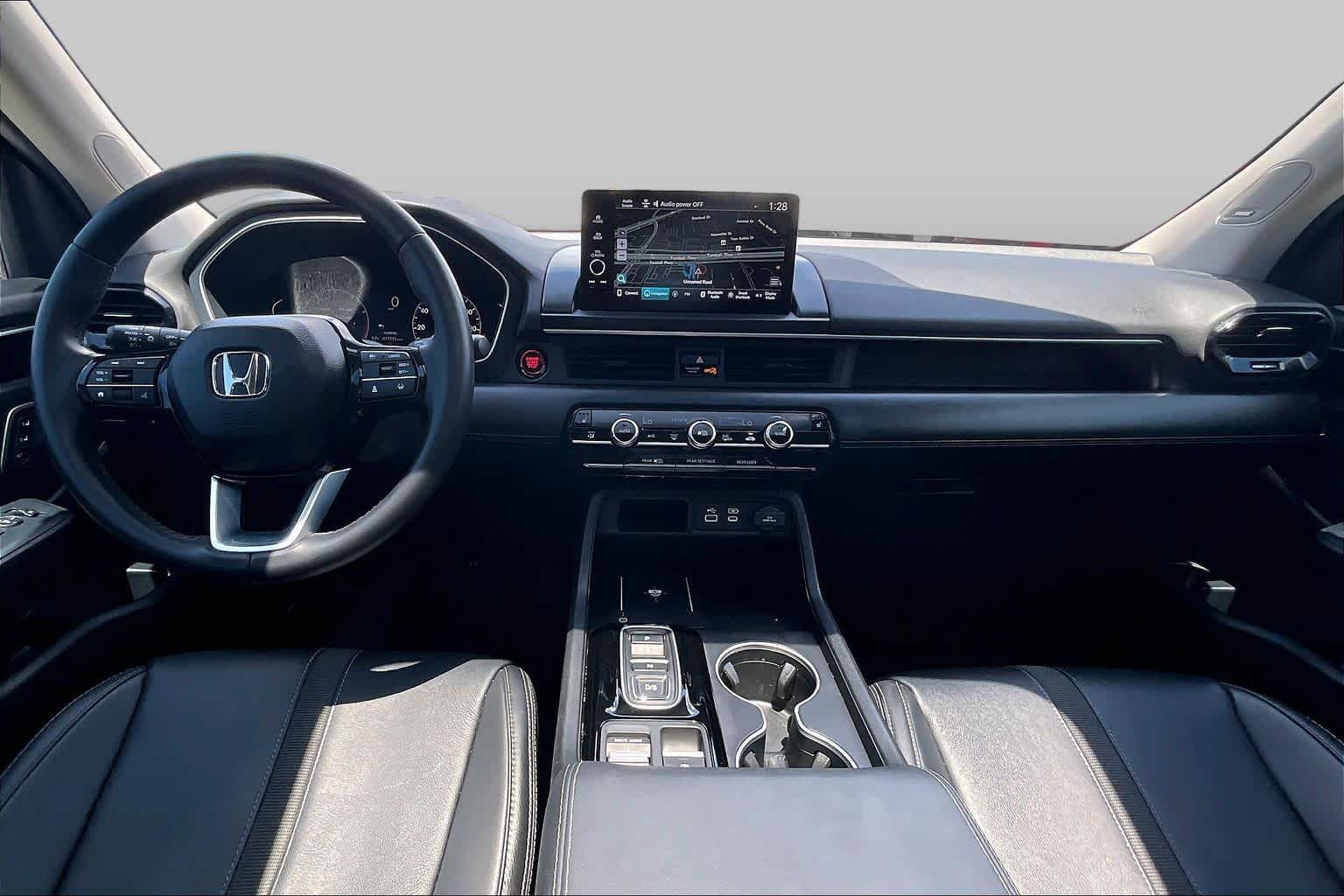2024 Honda Pilot Touring Crystal Black Pearl at Tomball Ford