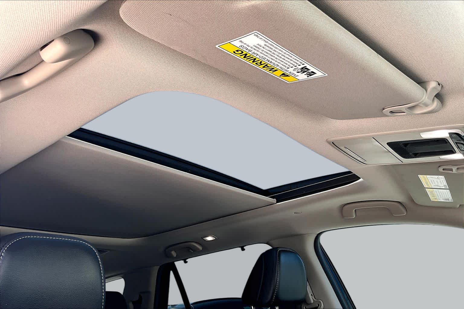 2024 Honda Pilot Touring Crystal Black Pearl at Tomball Ford