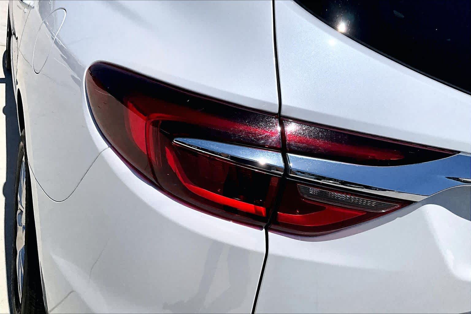 2019 Buick Enclave Premium White Frost Tricoat at Group 1 GMC Buick South
