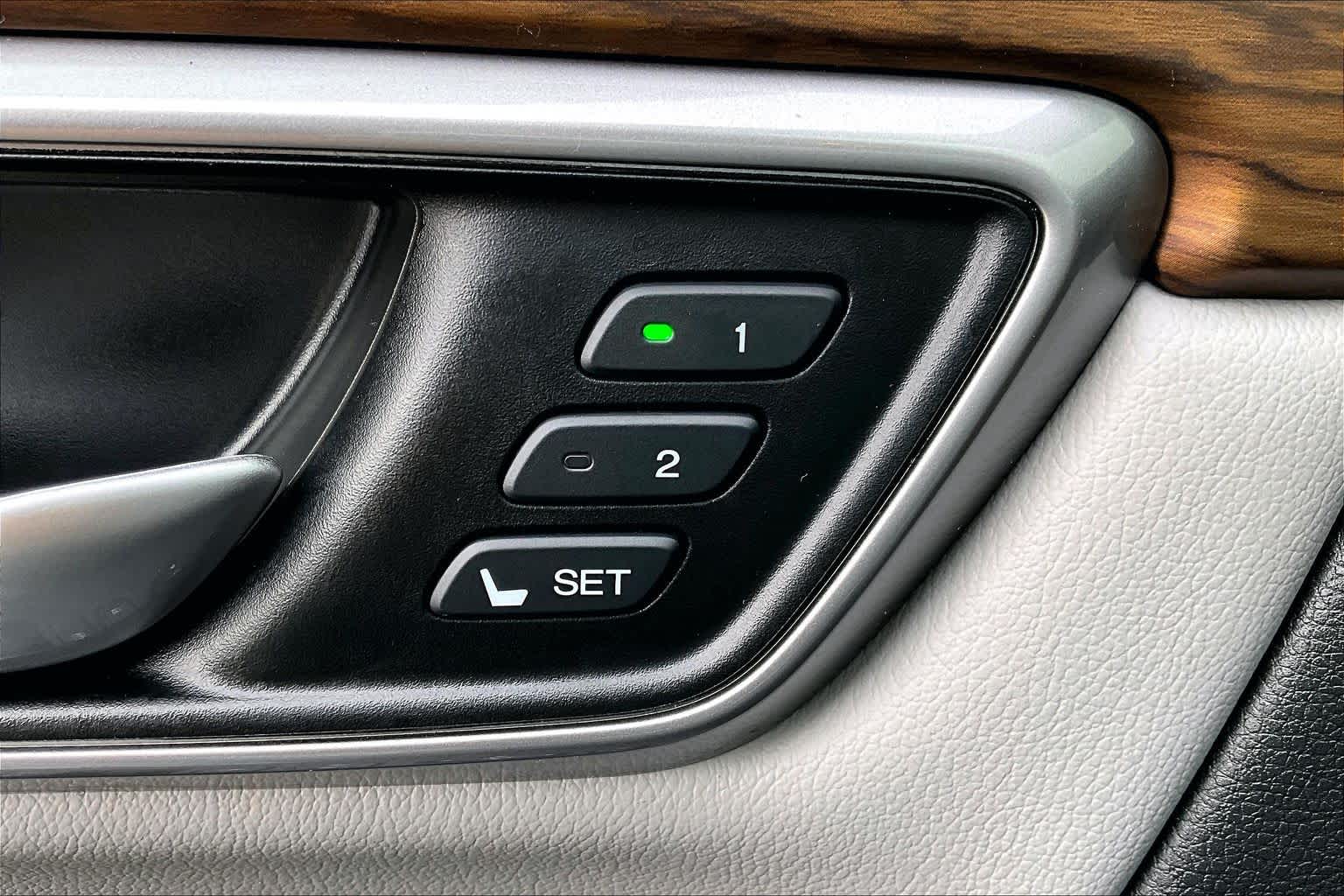 2019 Honda CR-V EX-L Obsidian Blue Pearl at Honda of Clear Lake