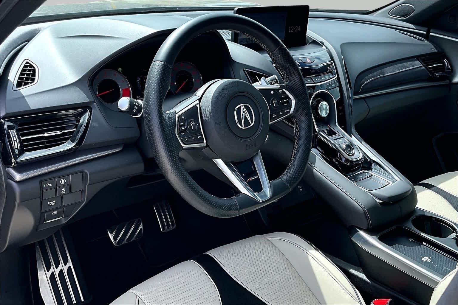 2025 Acura RDX photo 16 of 33