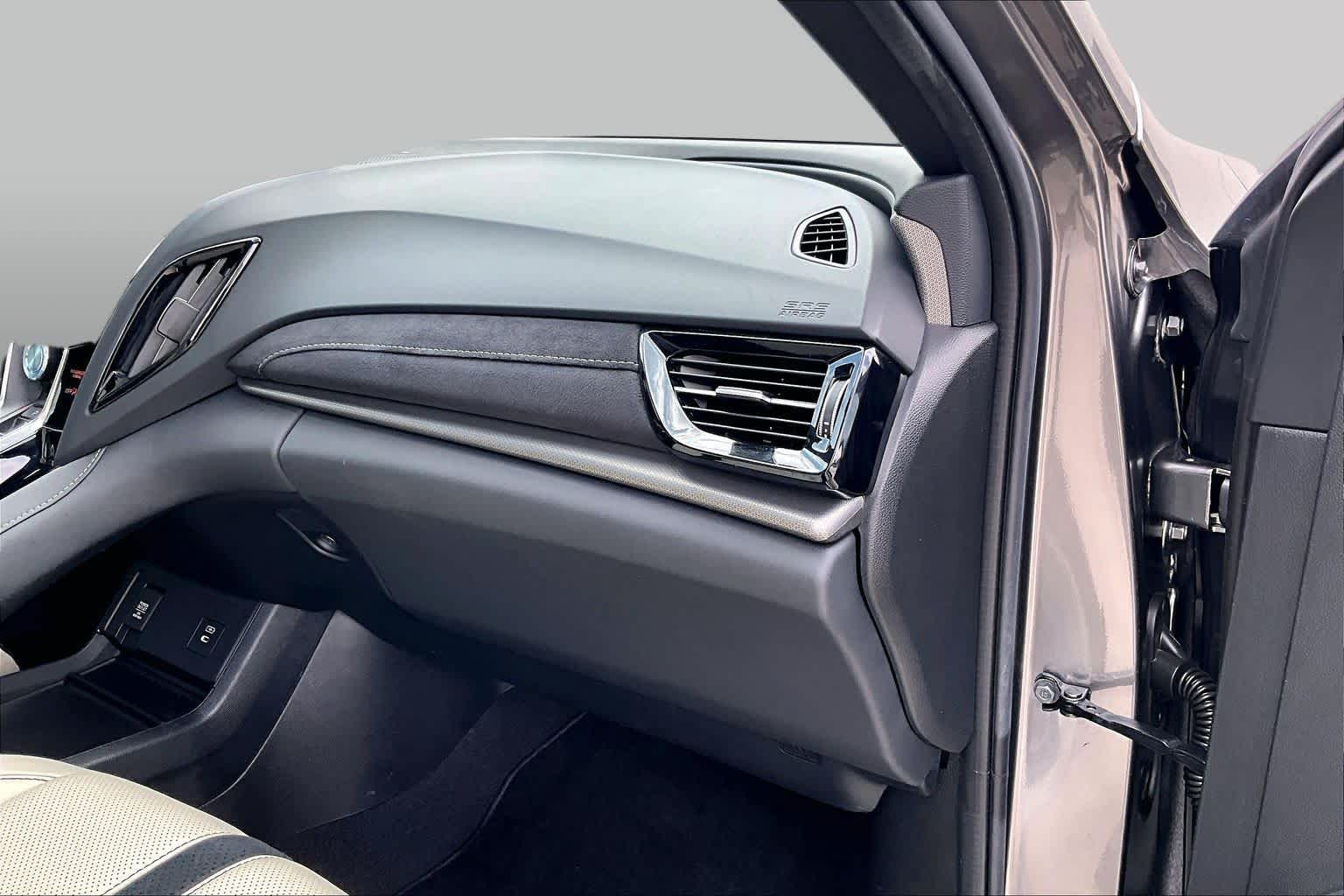 2025 Acura RDX photo 17 of 33