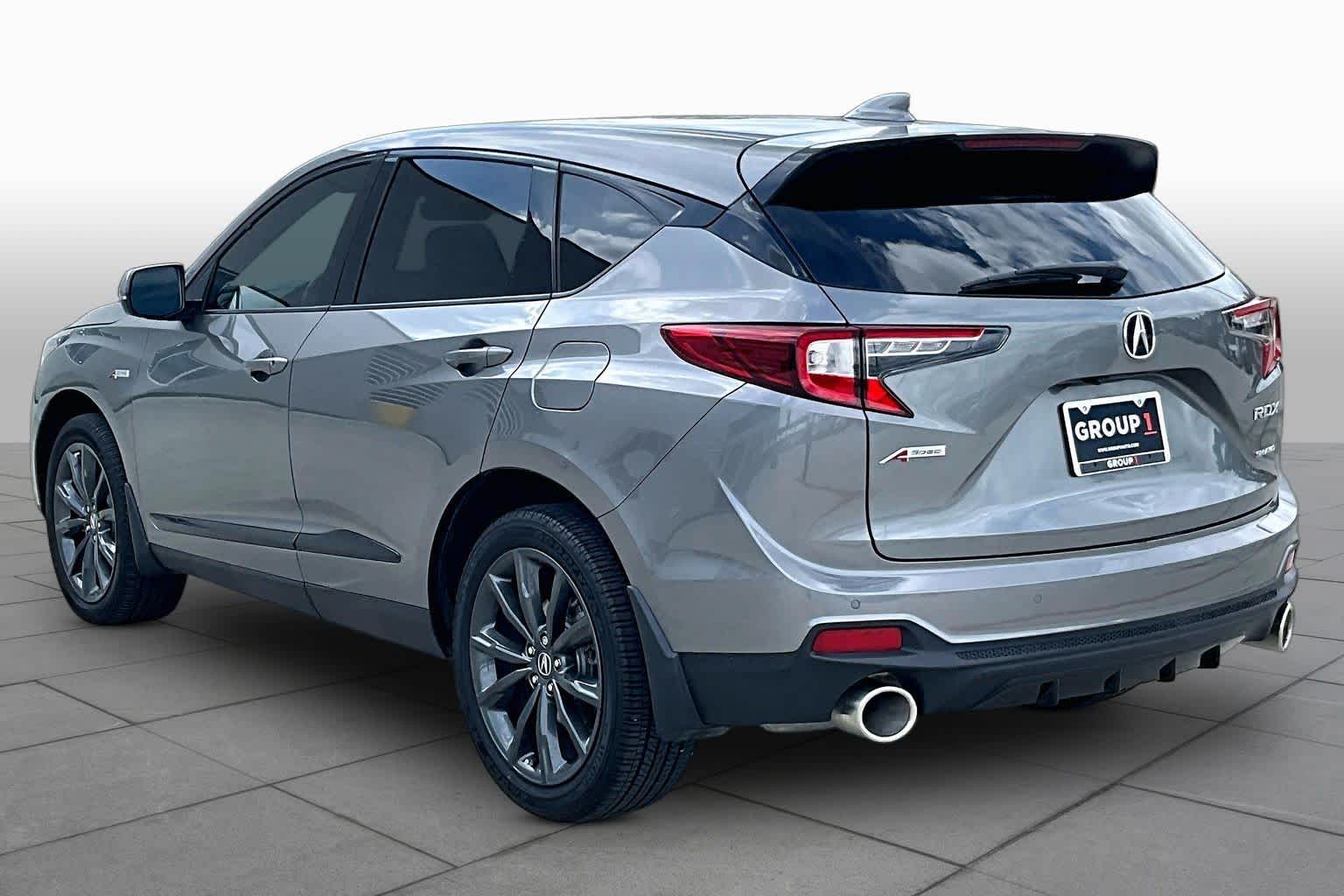 2025 Acura RDX photo 11 of 33