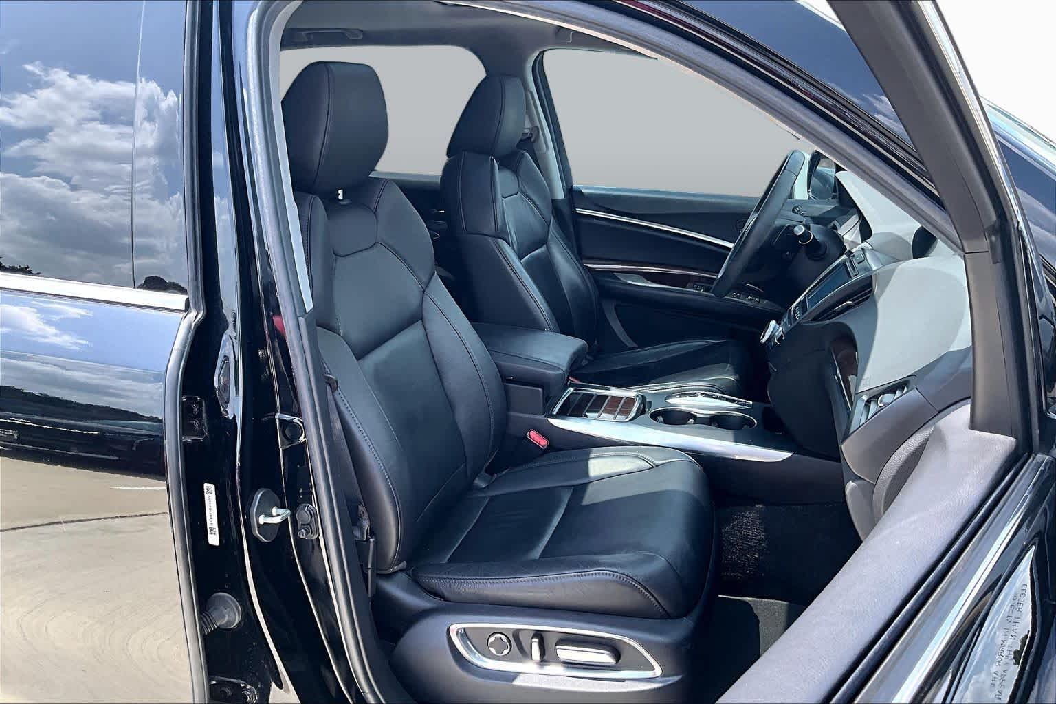2020 Acura MDX  Majestic Black Pearl at AutoNation USA Houston
