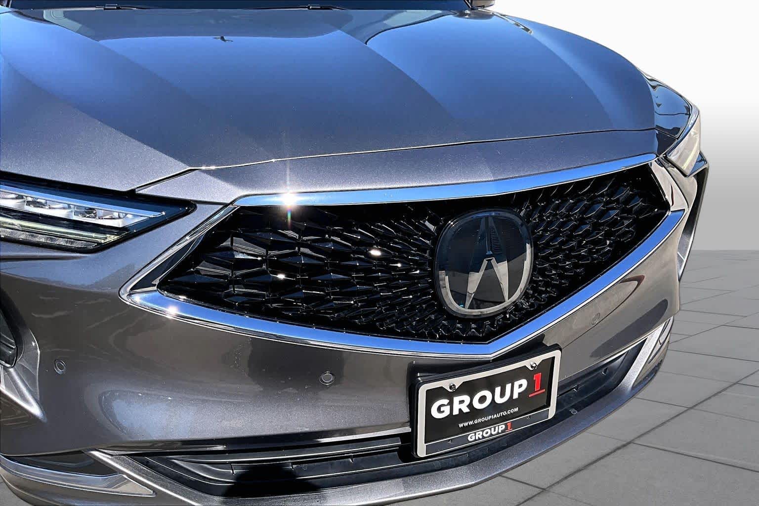 2024 Acura MDX photo 28 of 33