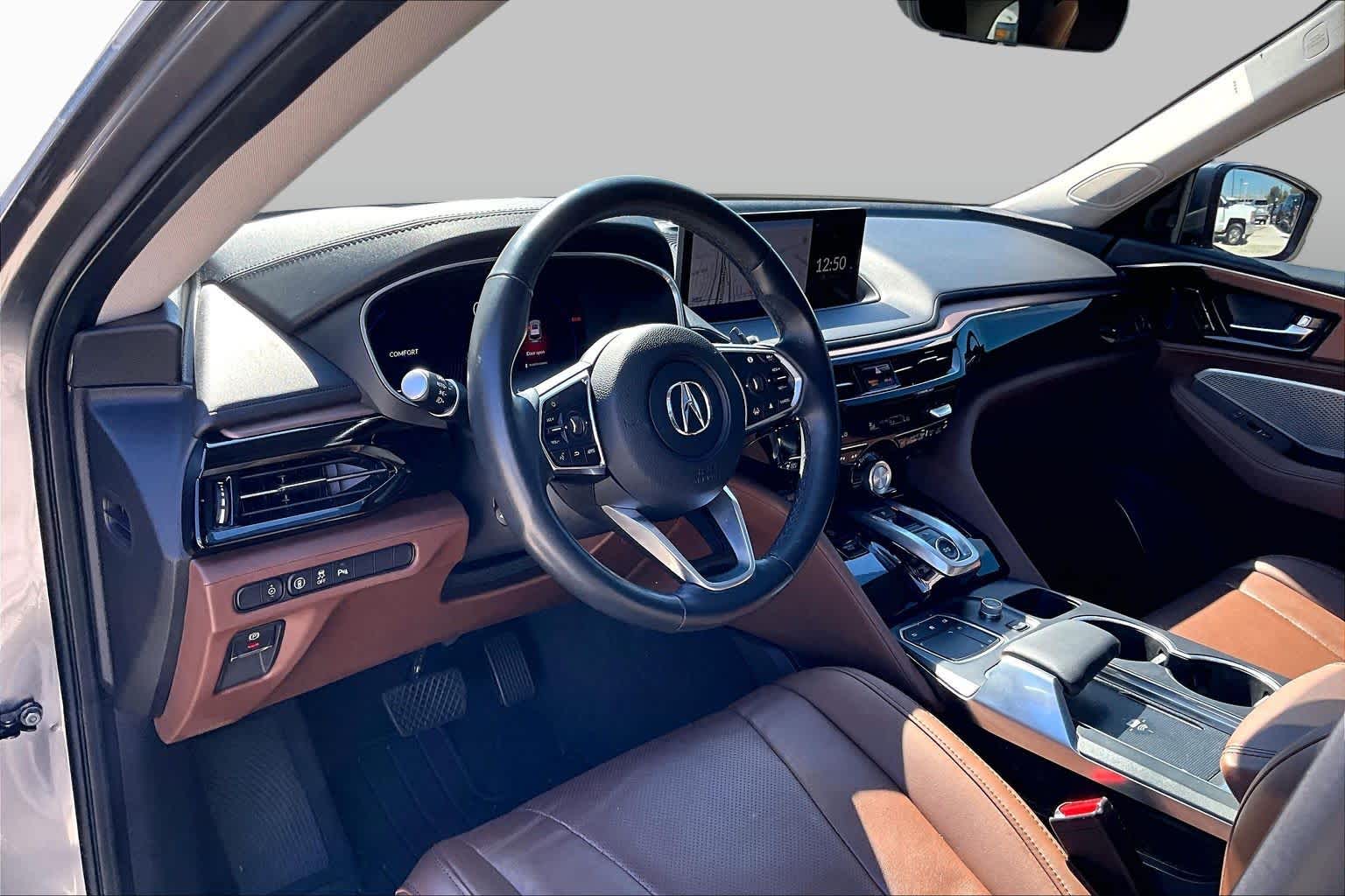 2024 Acura MDX photo 16 of 33