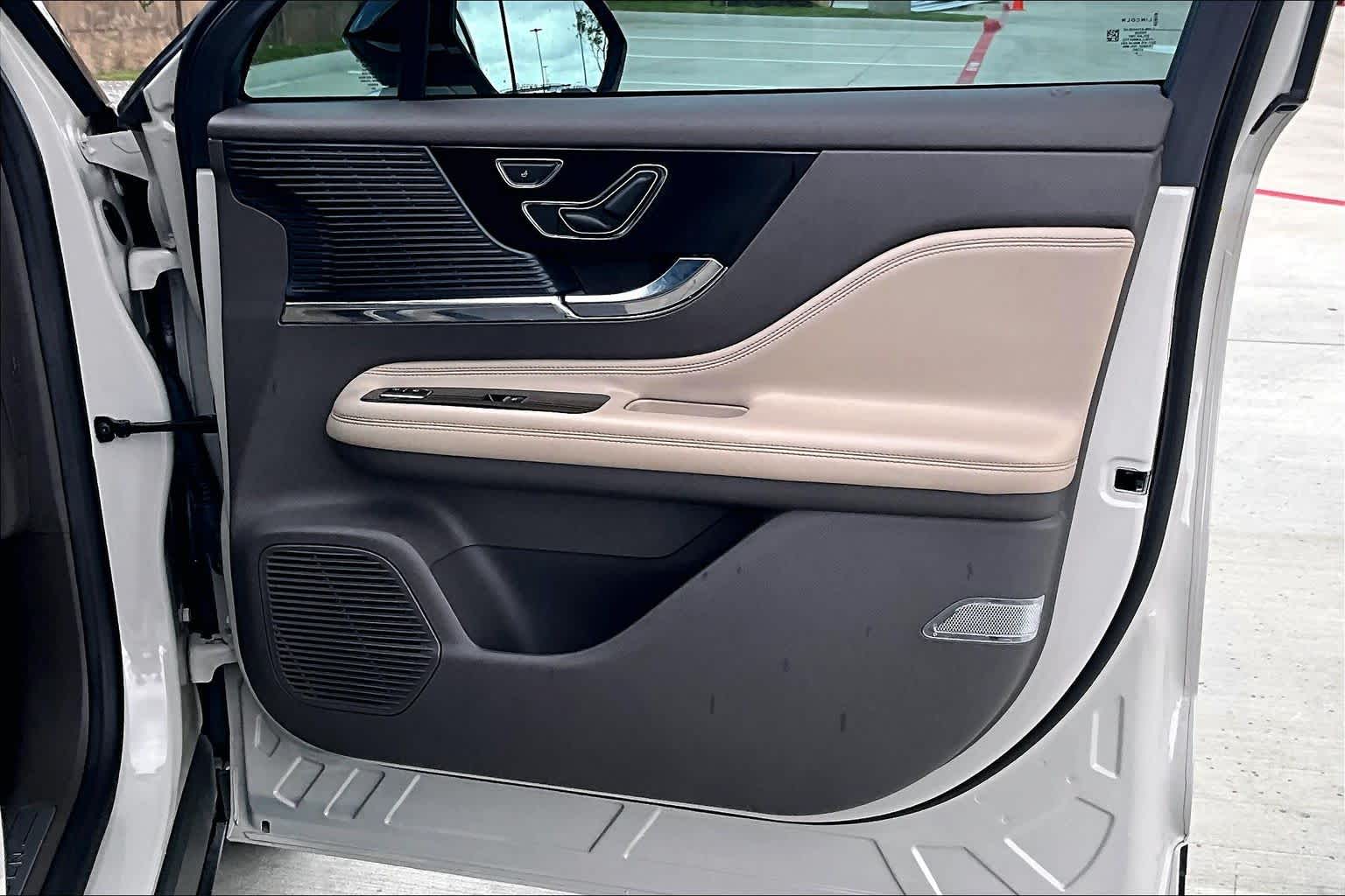 2021 Lincoln Corsair Standard Ceramic Pearl at Mercedes-Benz of Houston North