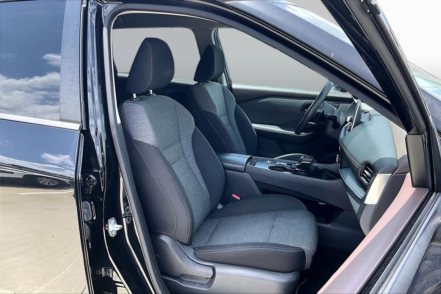 2021 Nissan Rogue S Super Black at Beck & Masten Kia