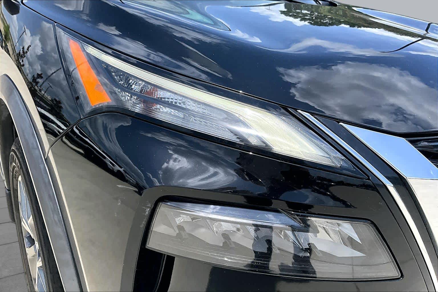 2021 Nissan Rogue S Super Black at Beck & Masten Kia