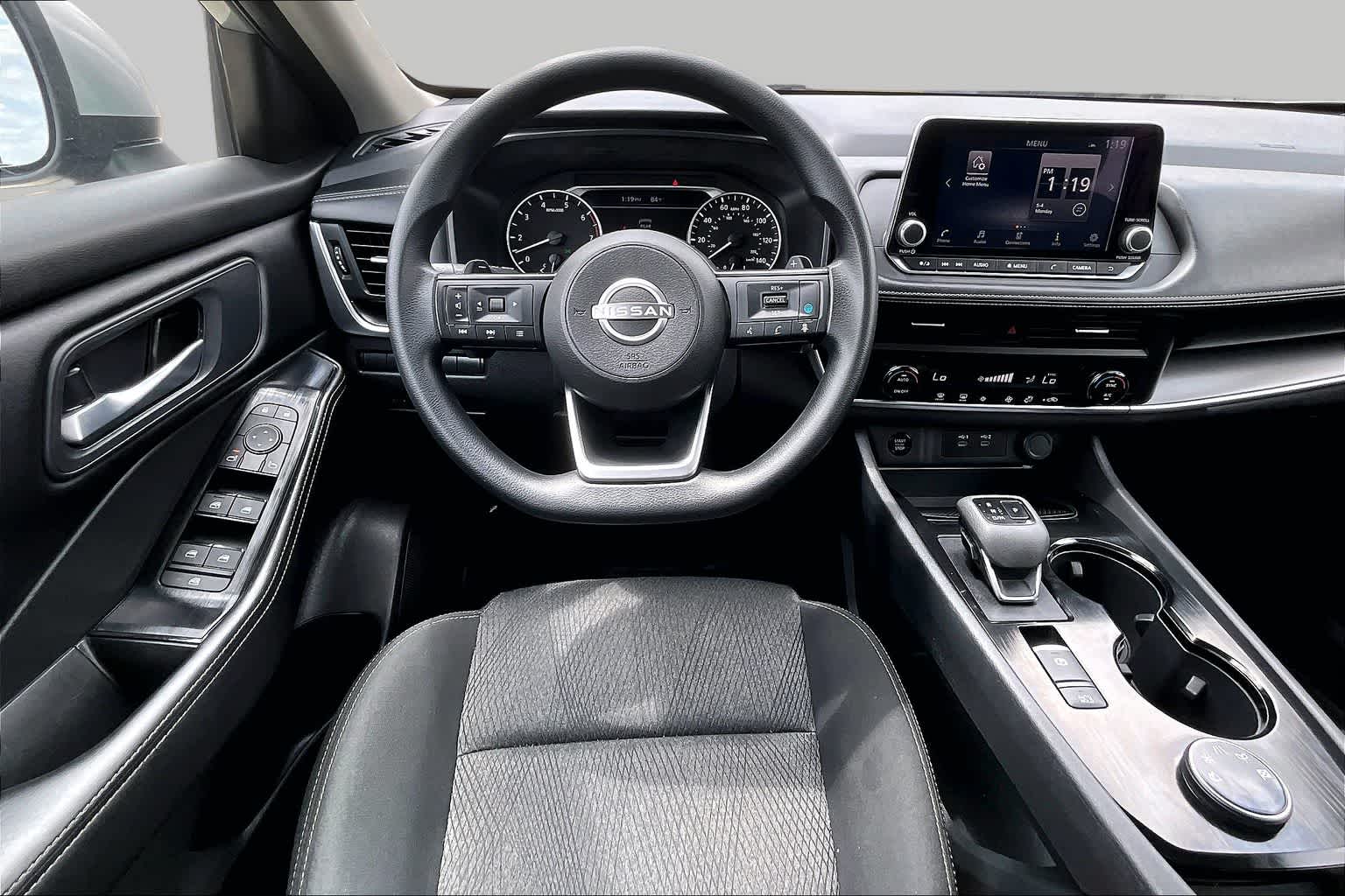 2024 Nissan Rogue SV - 5