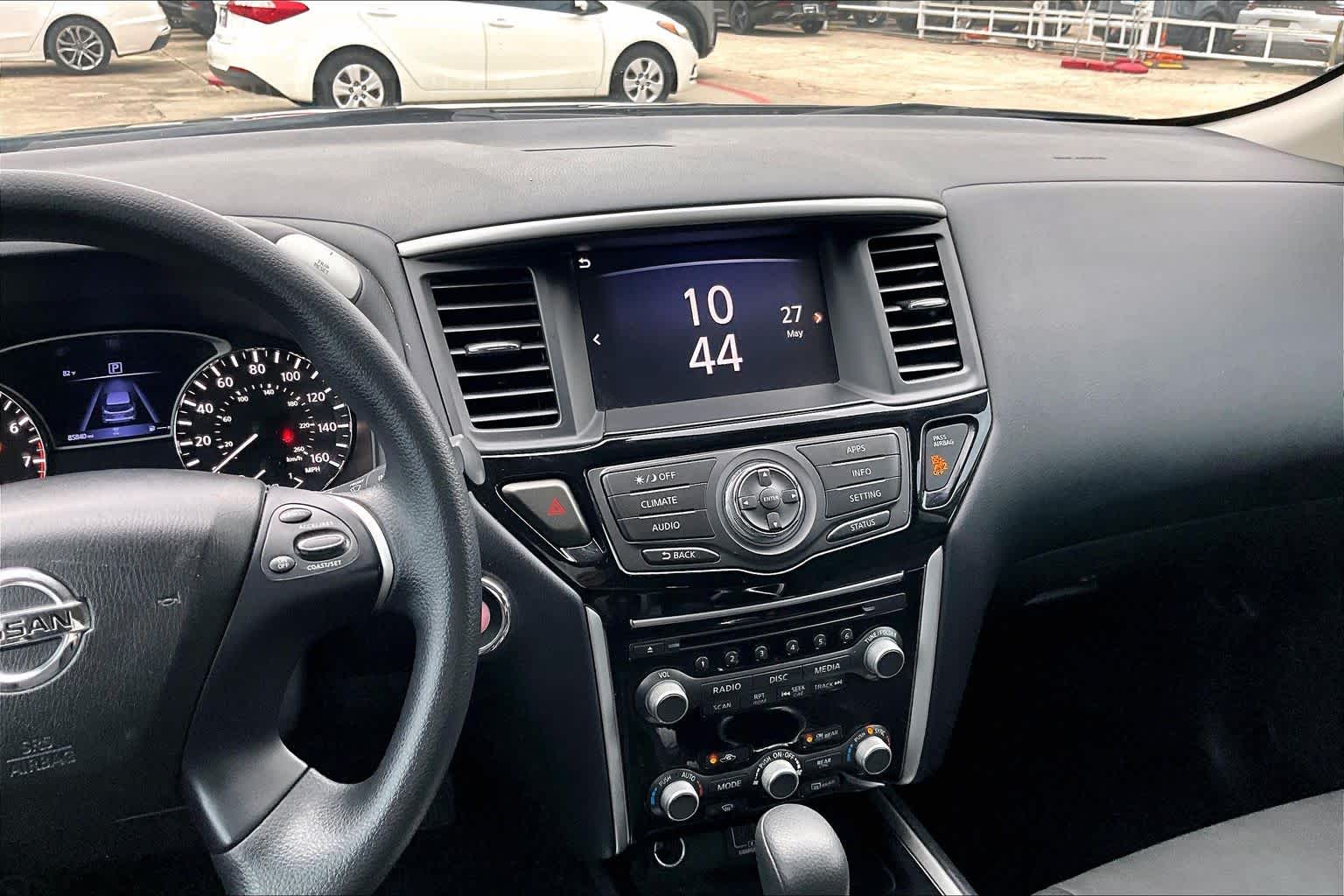 2020 Nissan Pathfinder S - 6