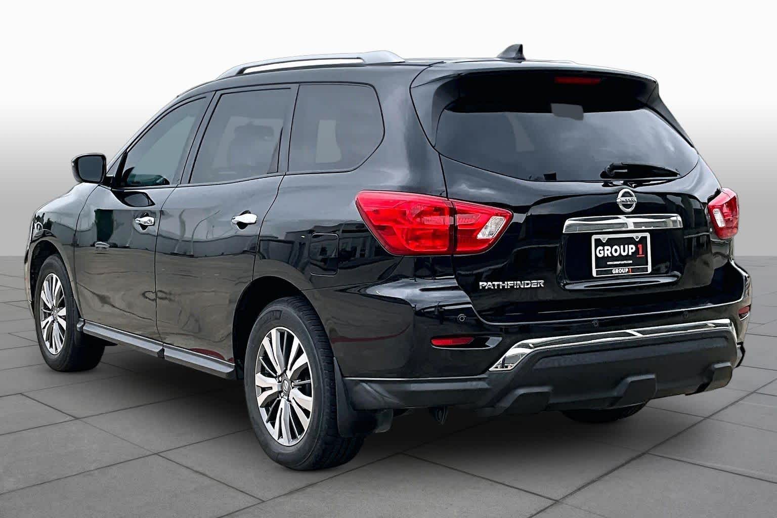 2020 Nissan Pathfinder S - 10