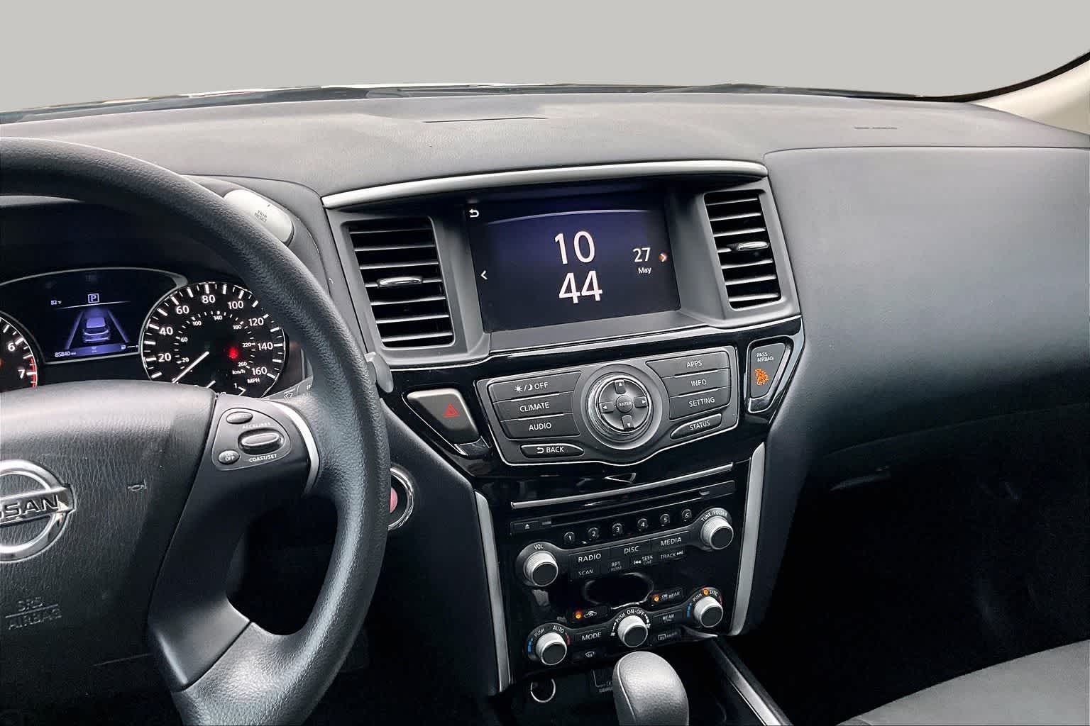 2020 Nissan Pathfinder S - 6