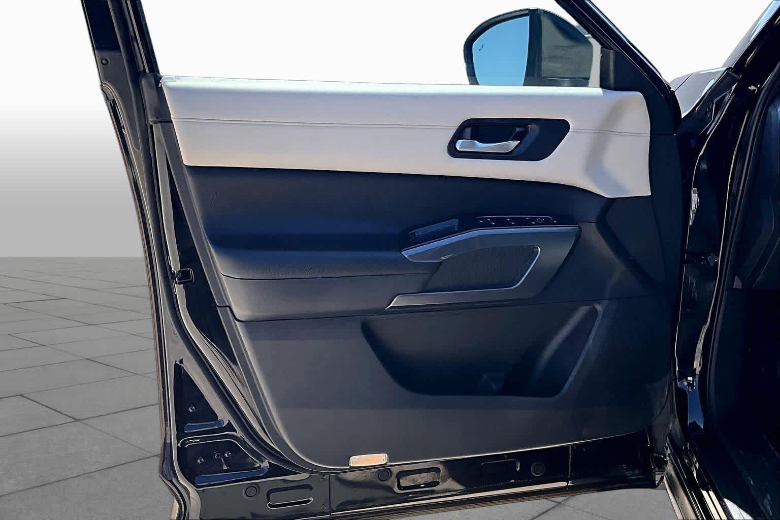 2022 Nissan Pathfinder SL Super Black at Lexus of Clear Lake