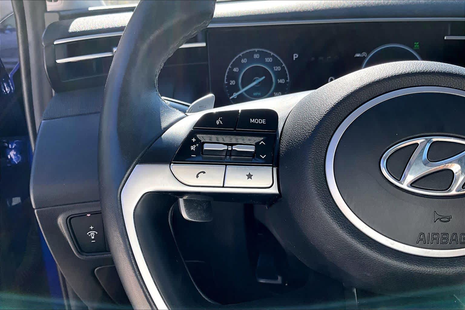 2022 Hyundai Tucson photo 22 of 33