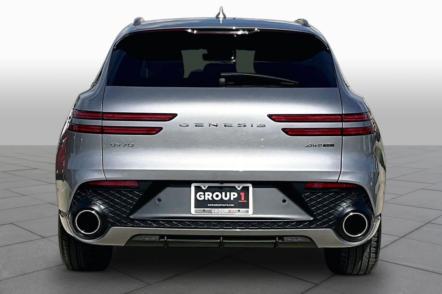 2025 Genesis GV70 photo 5 of 37