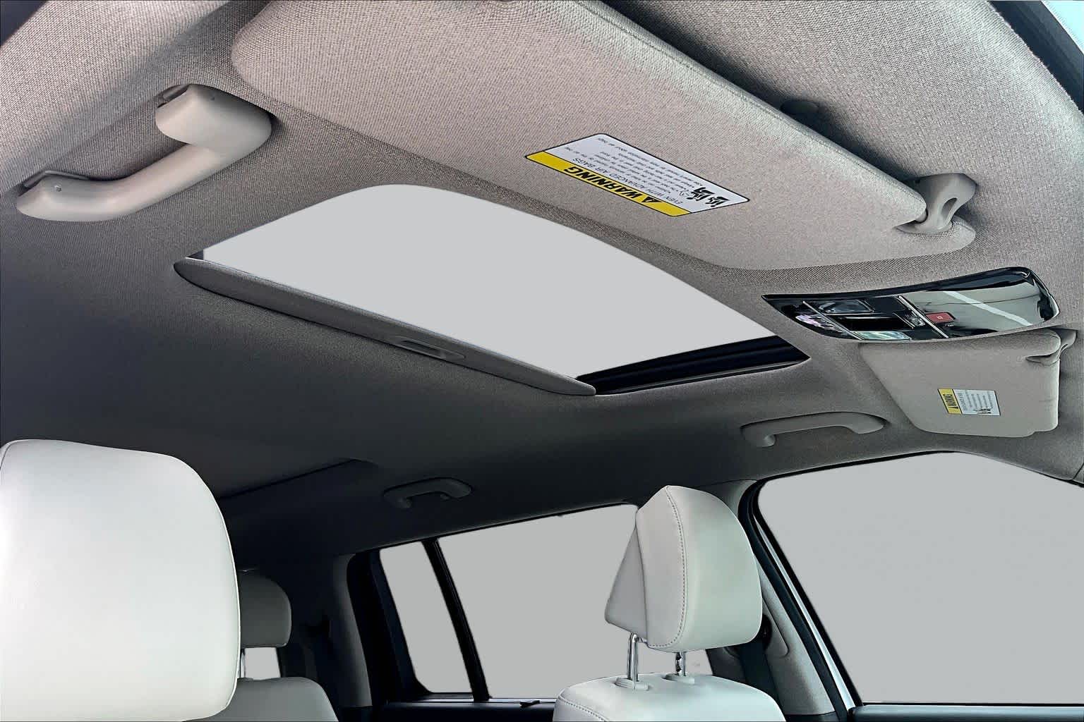 2024 Hyundai Santa Fe Limited - 11