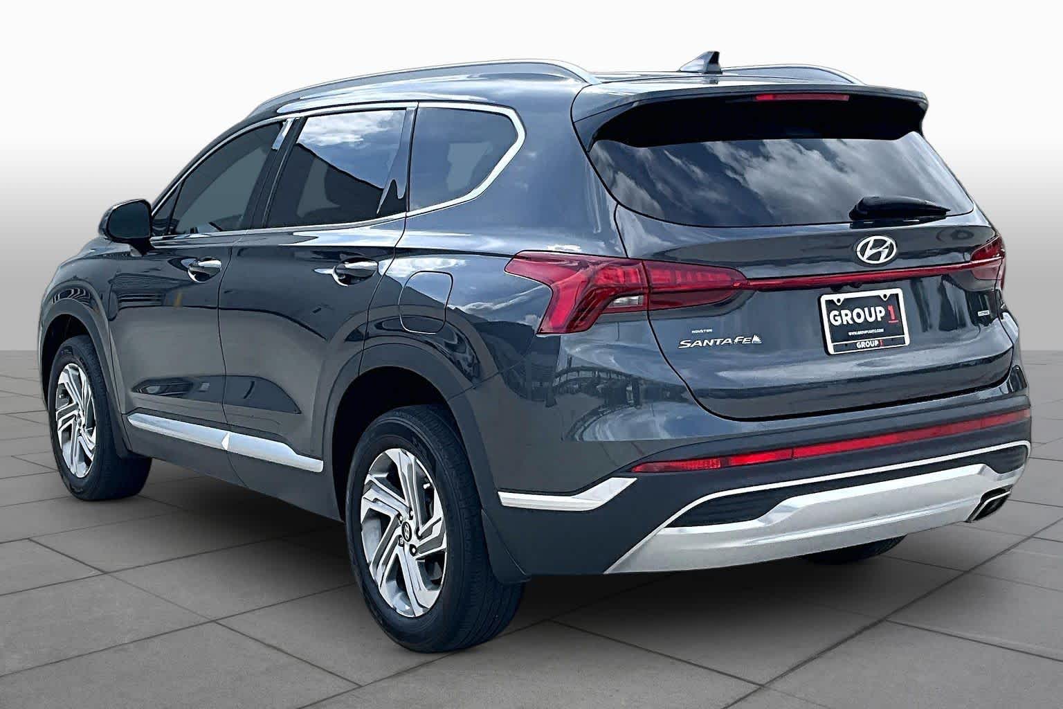 2021 Hyundai Santa Fe photo 11 of 33