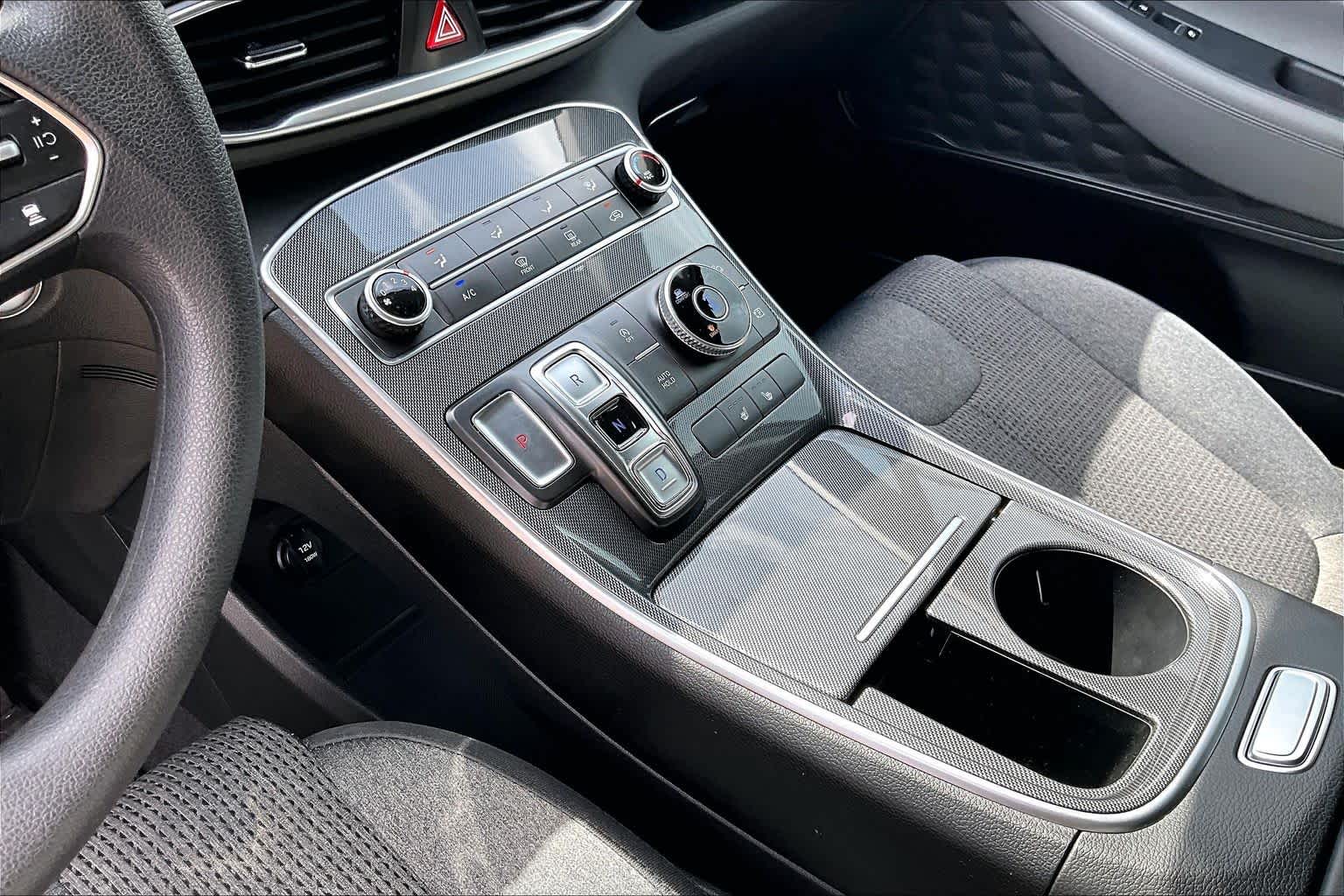 2021 Hyundai Santa Fe photo 15 of 33