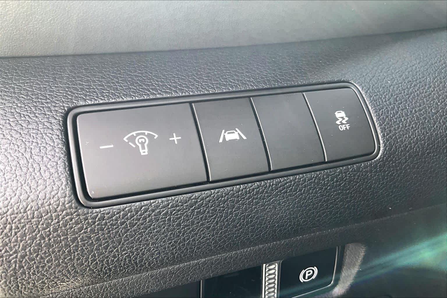 2021 Hyundai Santa Fe photo 32 of 33