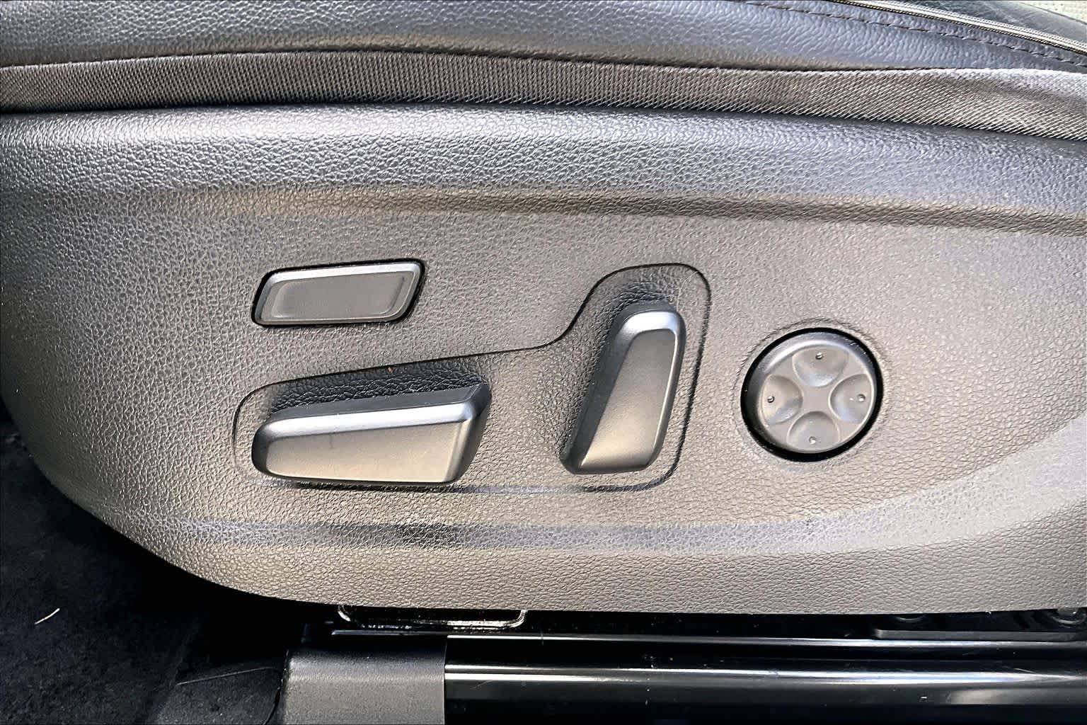 2022 Hyundai Santa Fe Limited Portofino Gray at HGreg Houston