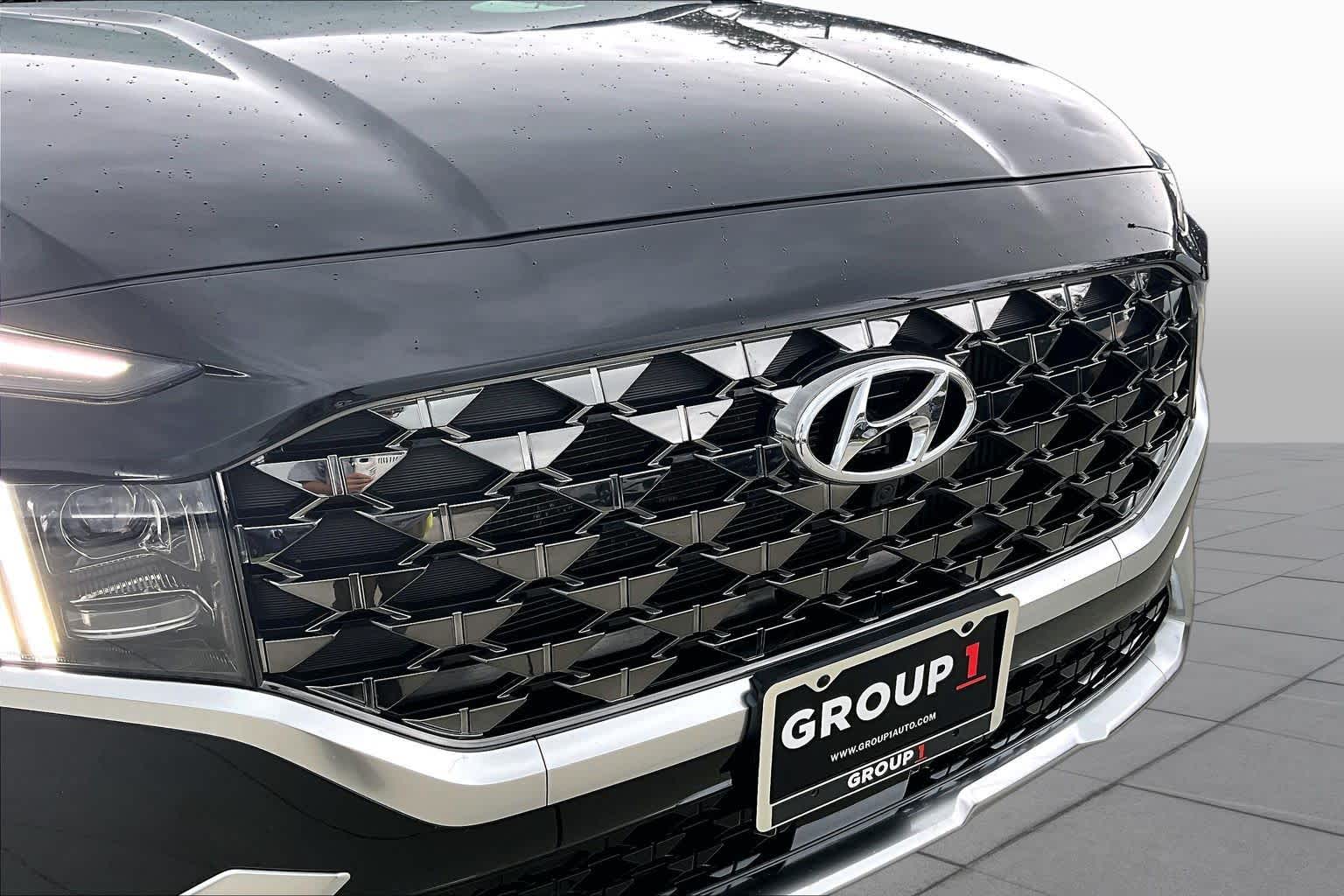 2021 Hyundai Santa Fe Calligraphy Twilight Black at HGreg Houston