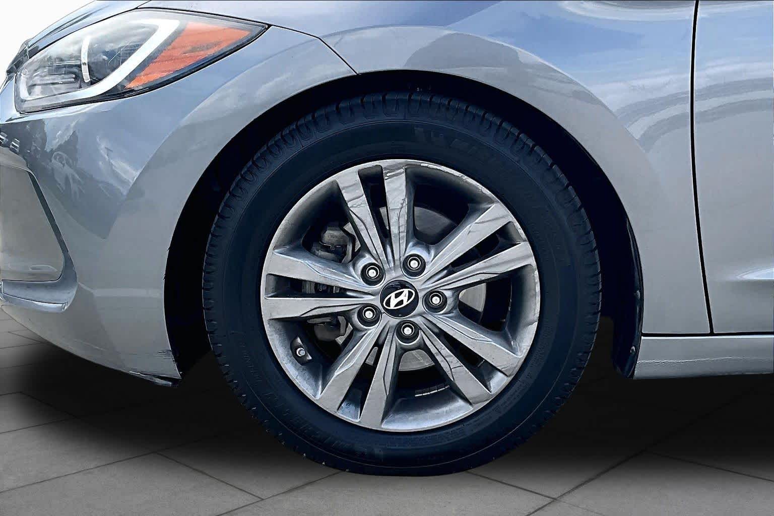 2018 Hyundai Elantra SEL Machine Gray at HGreg Houston