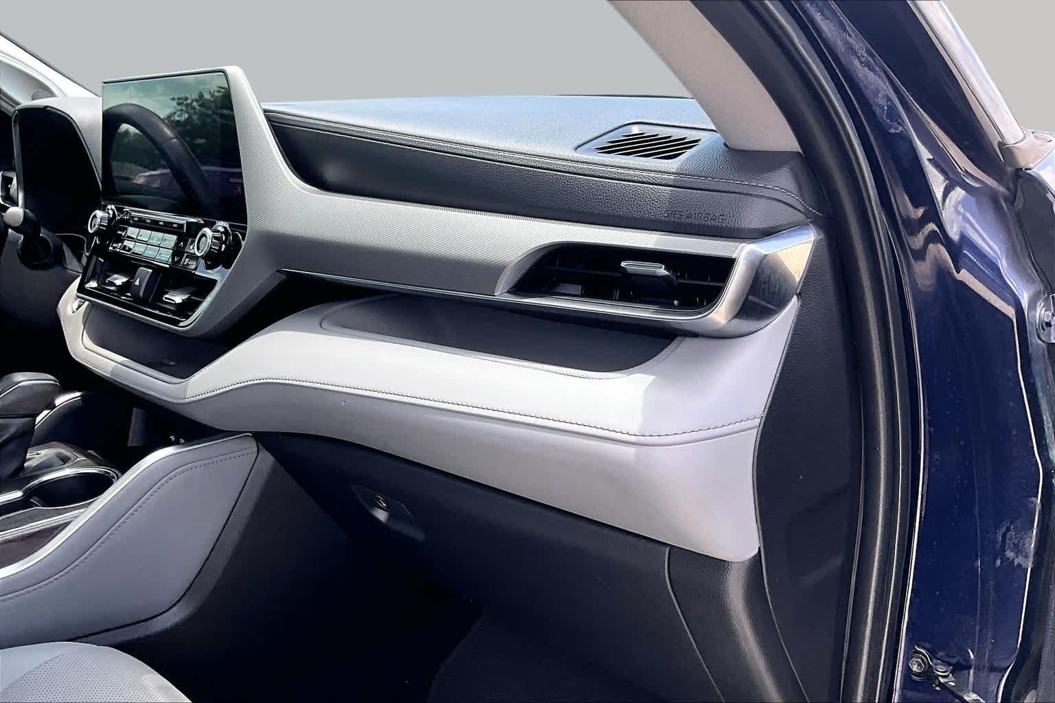 2021 Toyota Highlander Platinum Blueprint at HGreg Houston