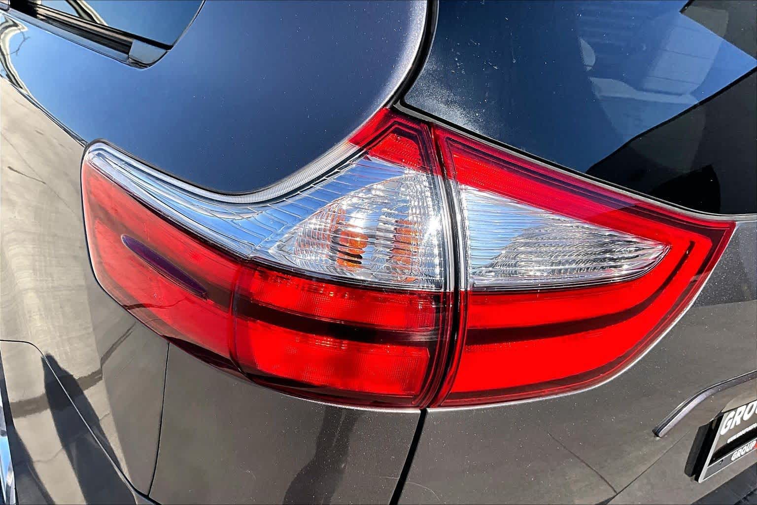 2017 Toyota Sienna photo 23 of 26
