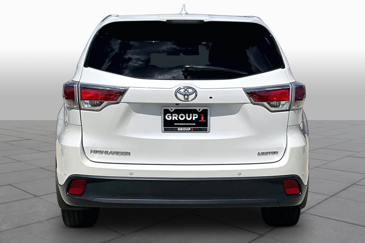 2016 Toyota Highlander Limited Blizzard Pearl at Texan GMC Buick