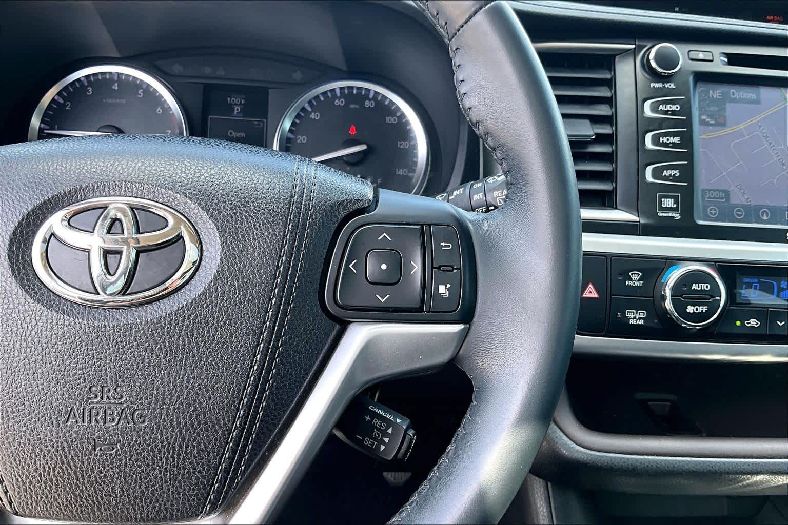 2016 Toyota Highlander Limited Blizzard Pearl at Texan GMC Buick