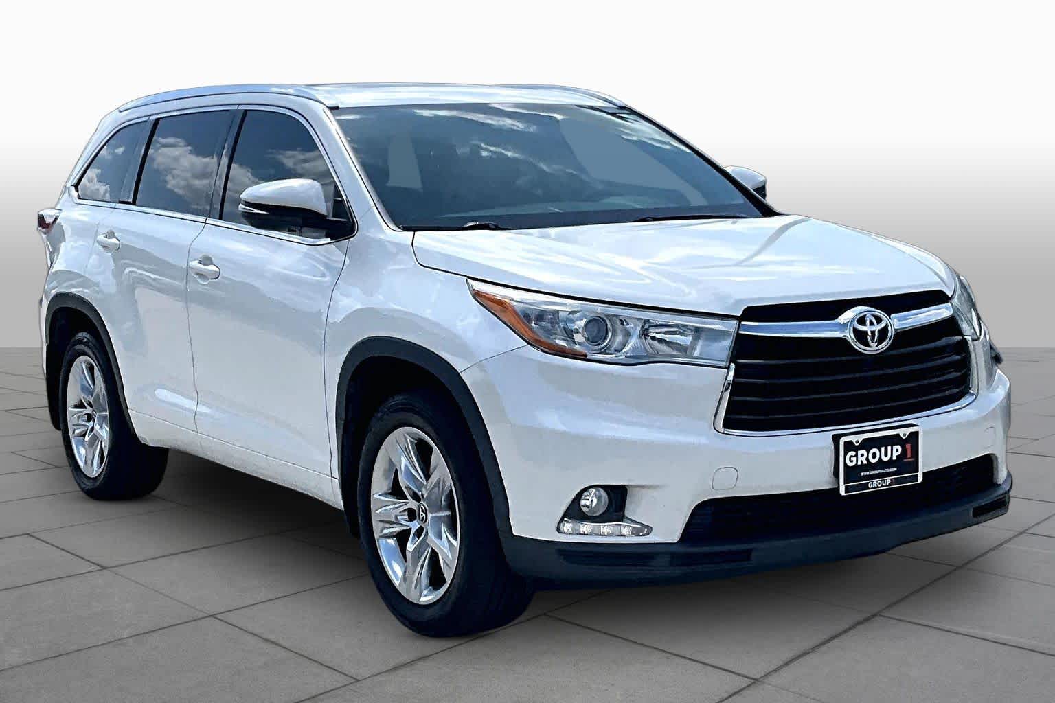 2016 Toyota Highlander Limited Blizzard Pearl at Texan GMC Buick