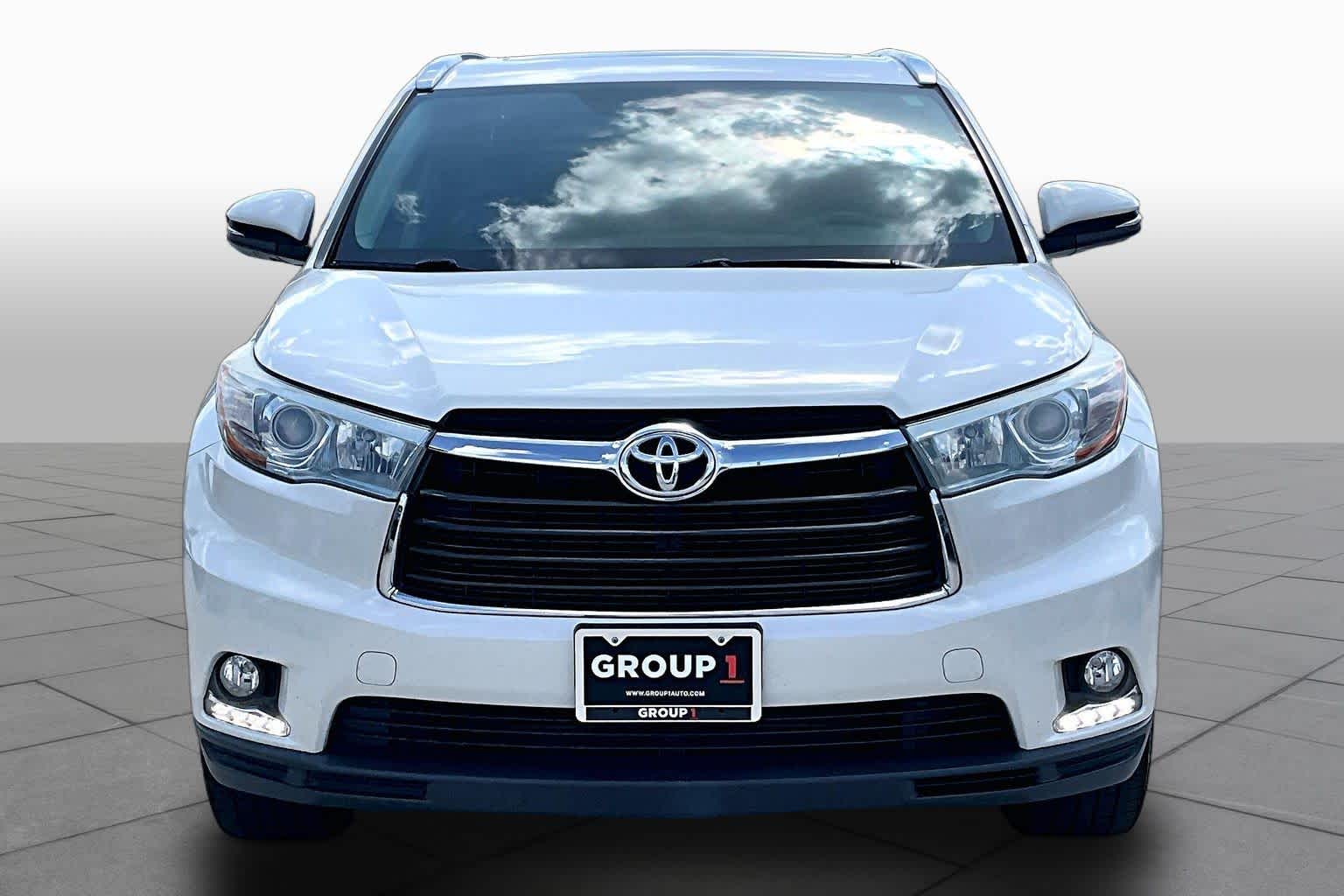 2016 Toyota Highlander Limited Blizzard Pearl at Texan GMC Buick