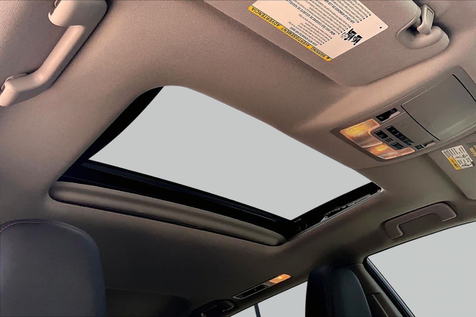 2016 Toyota Highlander Limited Blizzard Pearl at Texan GMC Buick