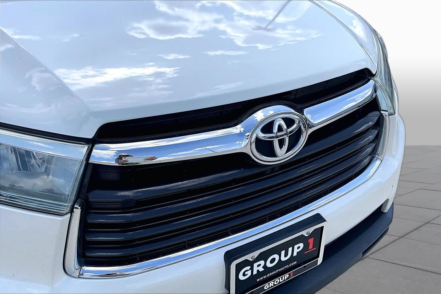 2016 Toyota Highlander Limited Blizzard Pearl at Texan GMC Buick