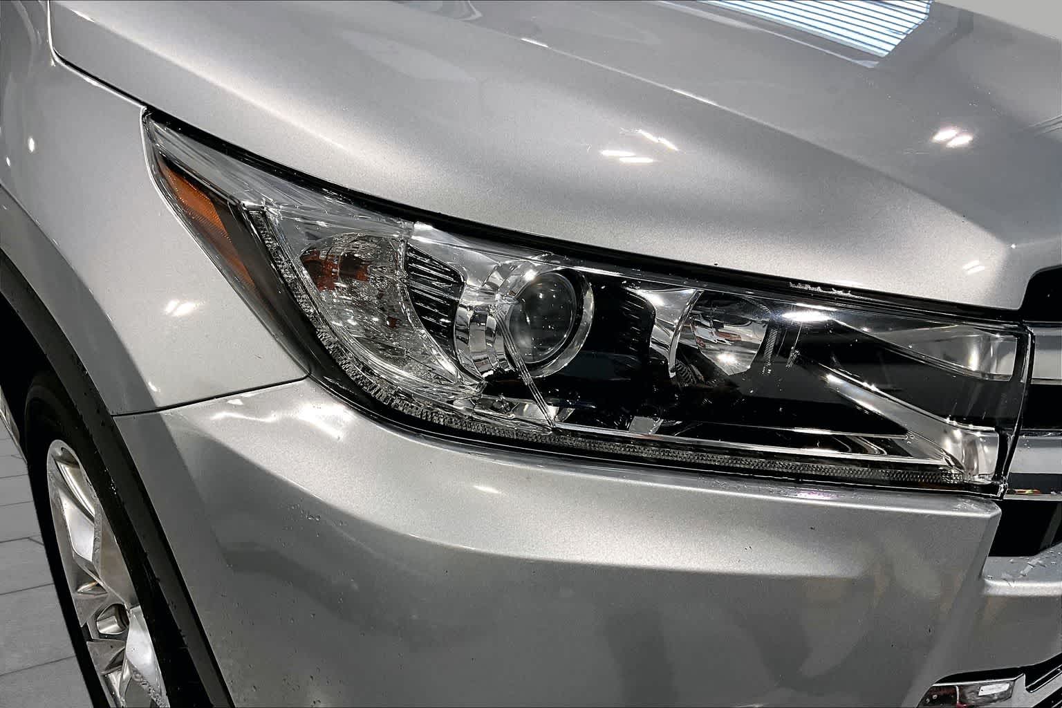 2018 Toyota Highlander Limited Celestial Silver Metallic at Lexus Southwest Houston
