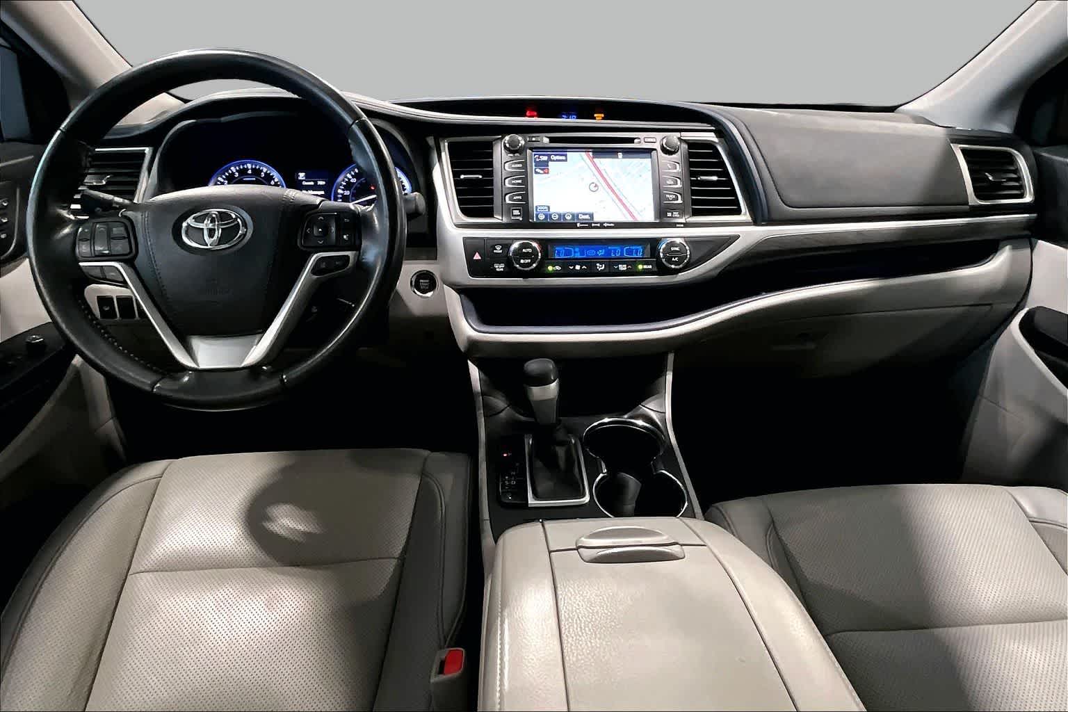2018 Toyota Highlander Limited Celestial Silver Metallic at Lexus Southwest Houston