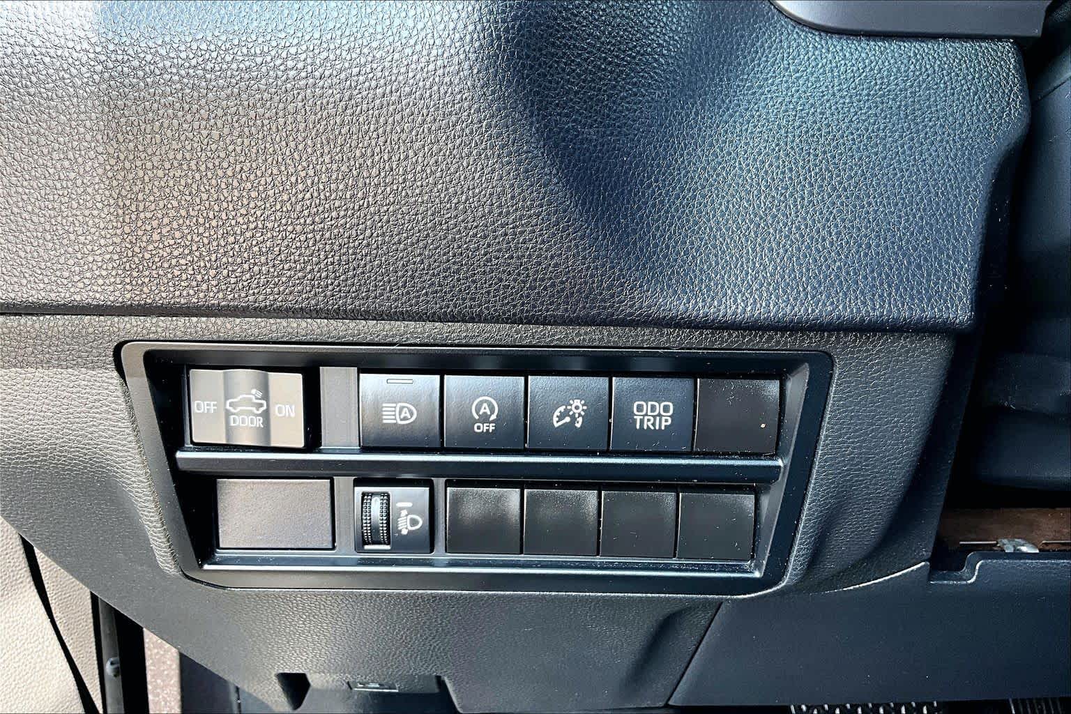 2022 Toyota Tundra photo 36 of 37