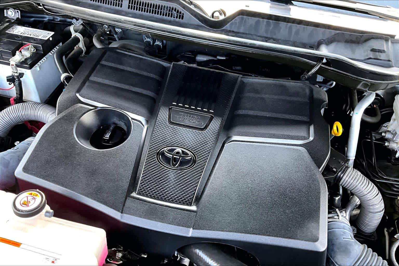 2022 Toyota Tundra photo 33 of 37