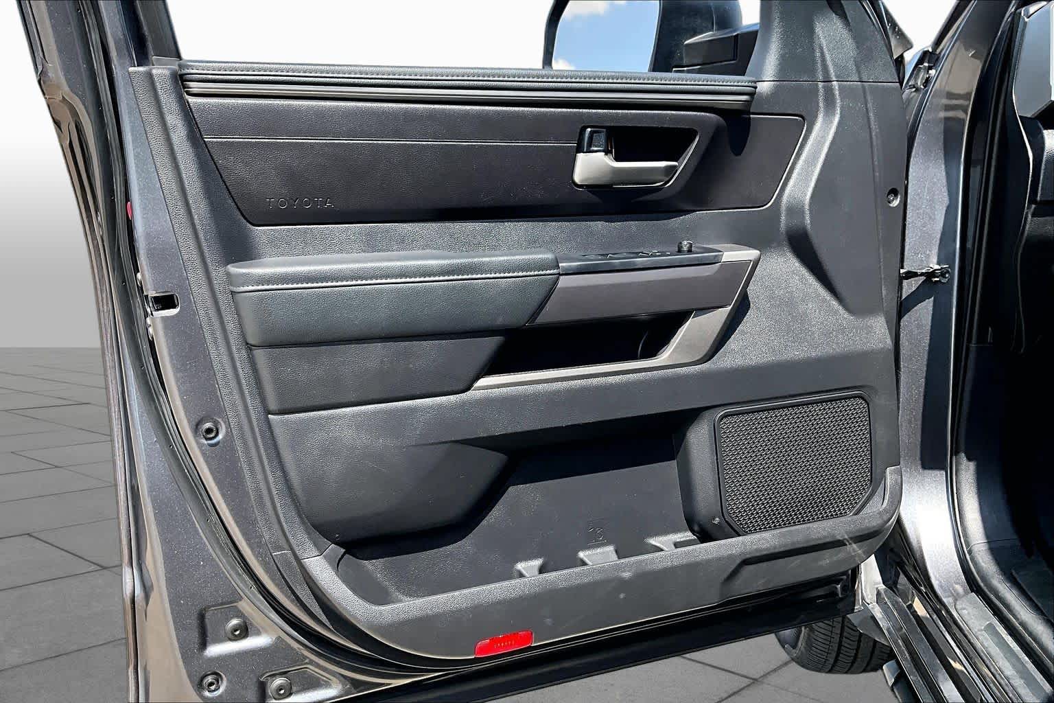 2022 Toyota Tundra photo 22 of 37