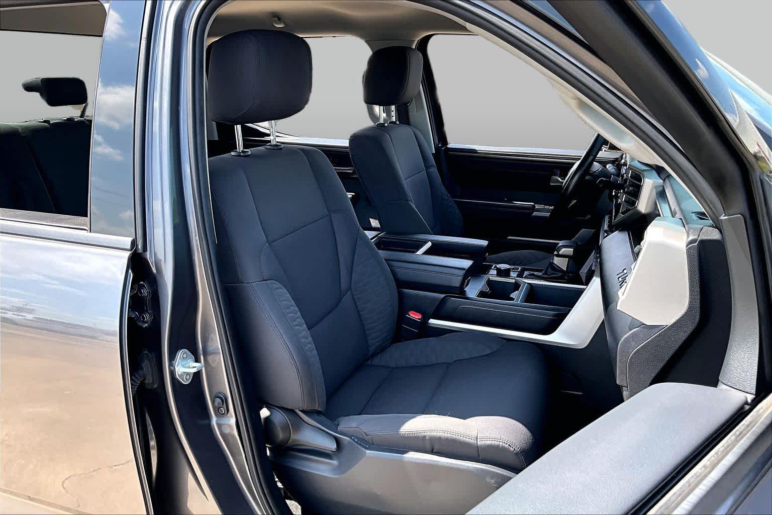 2022 Toyota Tundra photo 9 of 37