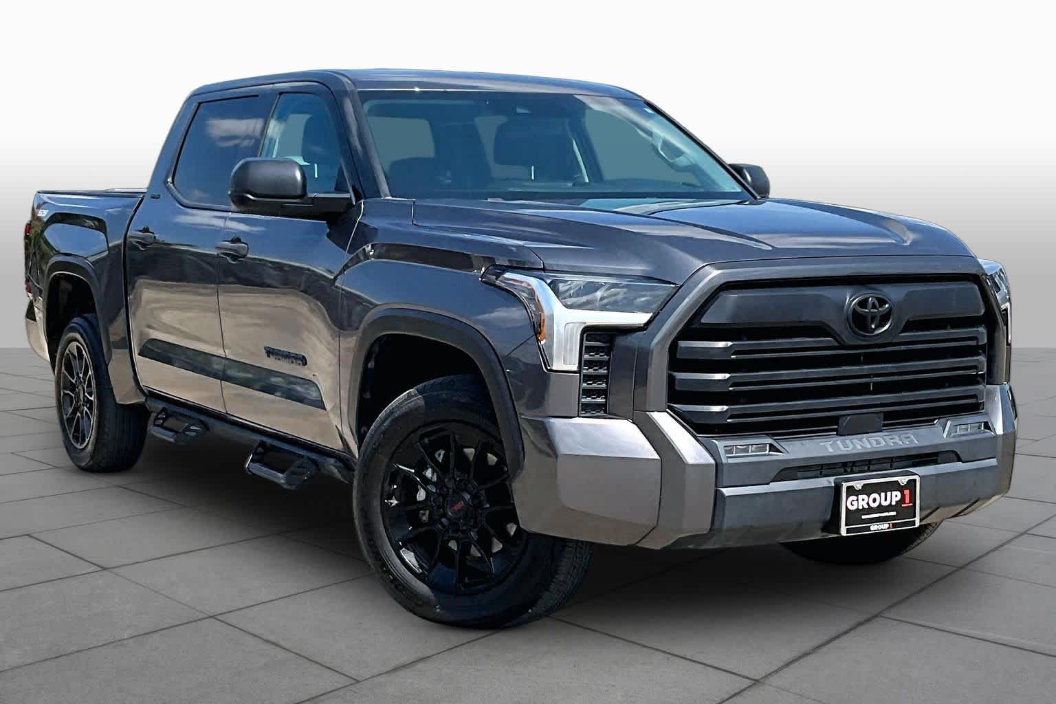 2022 Toyota Tundra photo 3 of 37