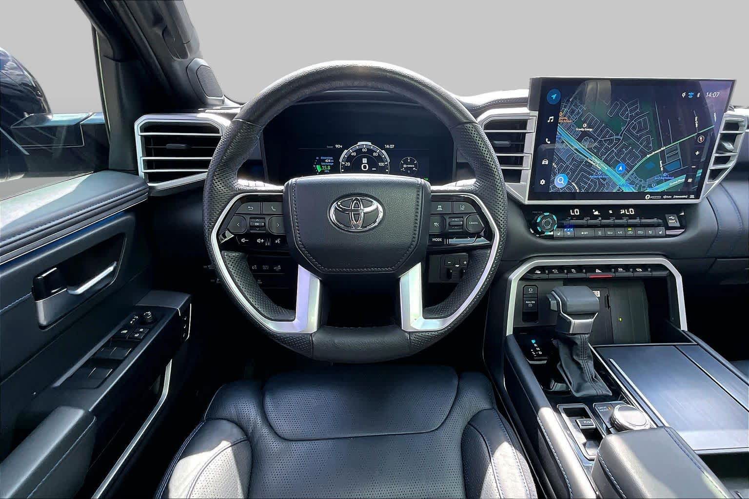 2023 Toyota Tundra photo 6 of 32
