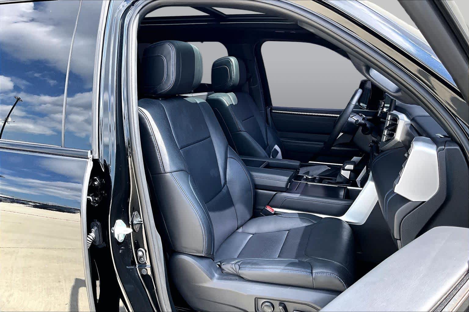 2023 Toyota Tundra photo 9 of 32