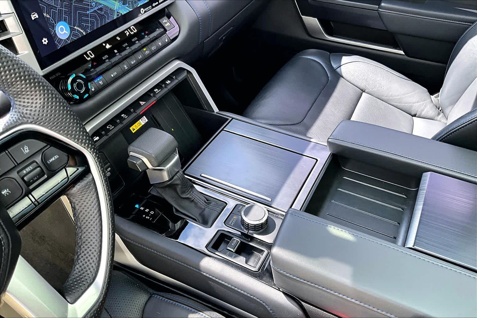 2023 Toyota Tundra photo 14 of 32