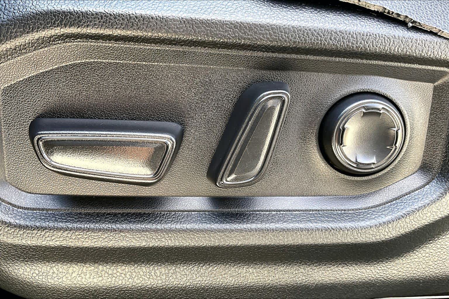 2023 Toyota Tundra photo 29 of 32
