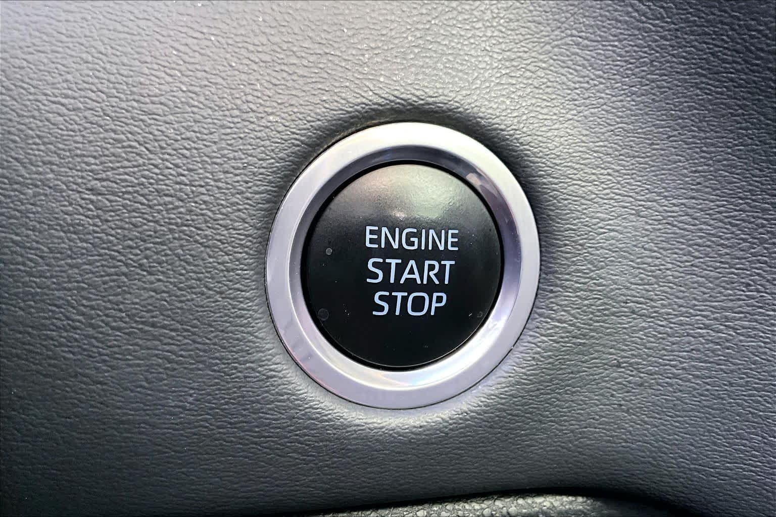 2023 Toyota Tundra photo 30 of 32
