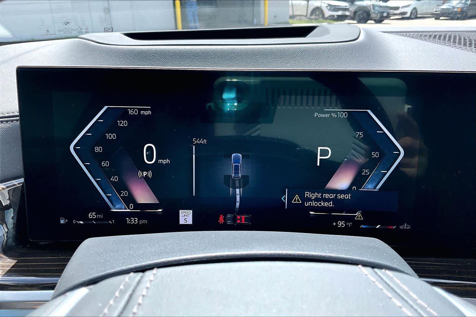 2024 BMW X7 xDrive40i photo 24 of 33